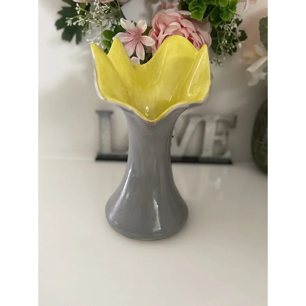 Studio Art Pottery Vase Signed Jen Gray Yellow Glaze Pottery Ceramic Vintage 8.5